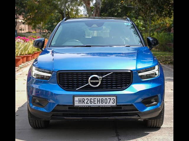 Used 2020 Volvo XC40 in Delhi