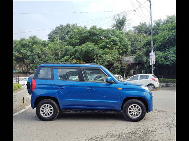 Used Mahindra TUV300 [2015-2019] T8 AMT in Delhi