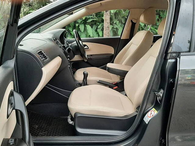 Used Skoda Rapid Style 1.6 MPI in Mumbai