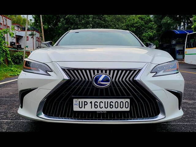 Used 2021 Lexus ES in Delhi