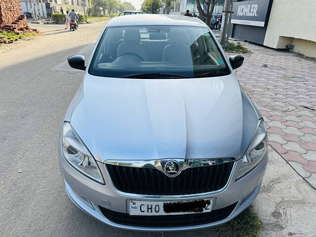 Used Skoda Rapid [2014-2015] 1.5 TDI CR Ambition AT with Alloy Wheels in Mohali