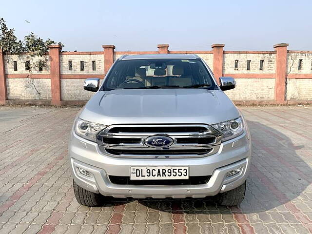 Used 2016 Ford Endeavour in Delhi