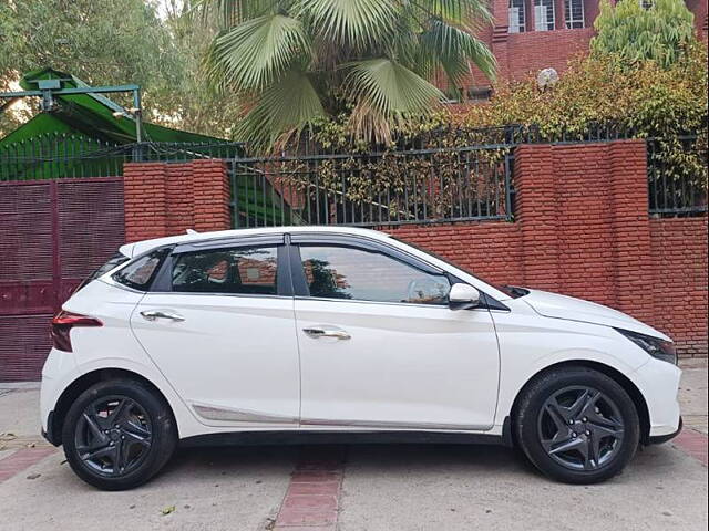 Used Hyundai i20 [2020-2023] Sportz 1.2 IVT [2020-2023] in Delhi