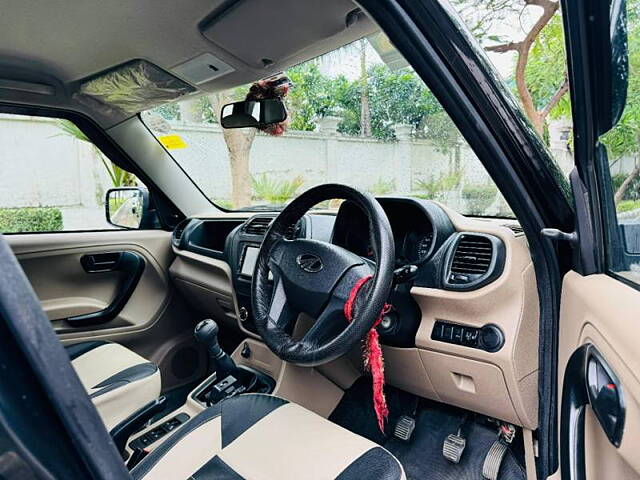 Used Mahindra TUV300 [2015-2019] T4 Plus in Lucknow