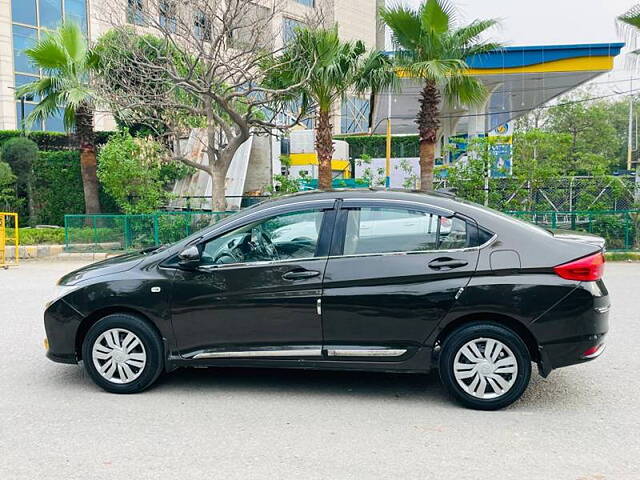 Used Honda City 4th Generation SV Petrol [2017-2019] in Delhi