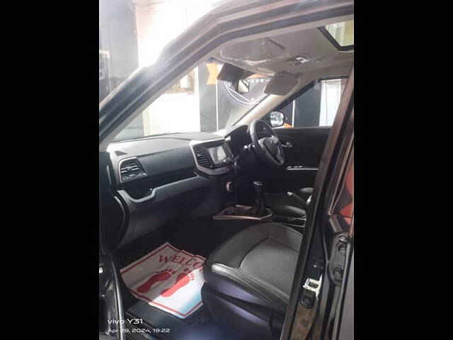 Used Mahindra XUV300 [2019-2024] W8 (O) 1.2 Petrol in Patna