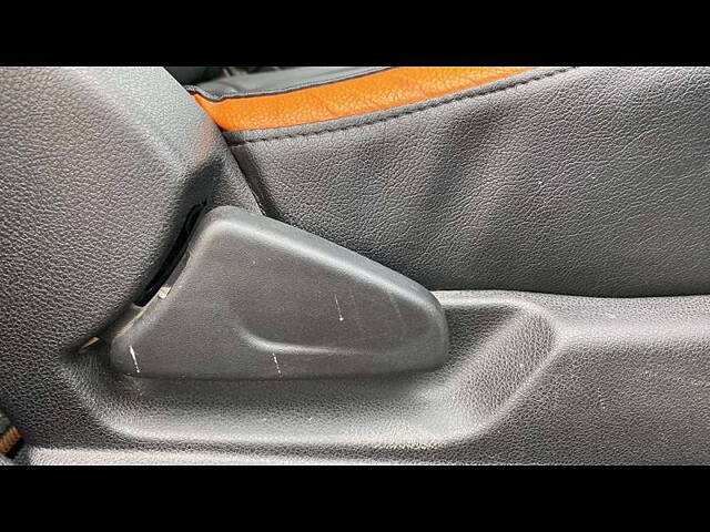 Used Renault Kwid [2015-2019] CLIMBER 1.0 AMT [2017-2019] in Hyderabad