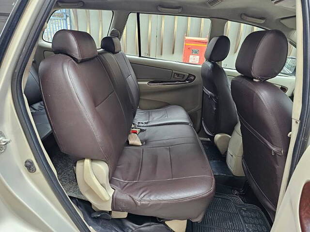 Used Toyota Innova [2012-2013] 2.5 G 8 STR BS-IV in Mumbai