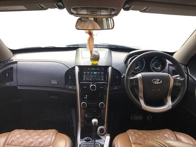 Used Mahindra XUV500 W11 AT in Bangalore