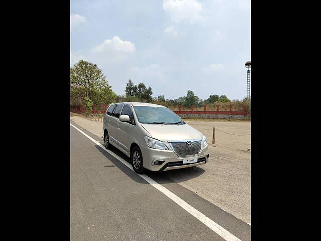 Used Toyota Innova [2013-2014] 2.5 VX 7 STR BS-III in Bangalore