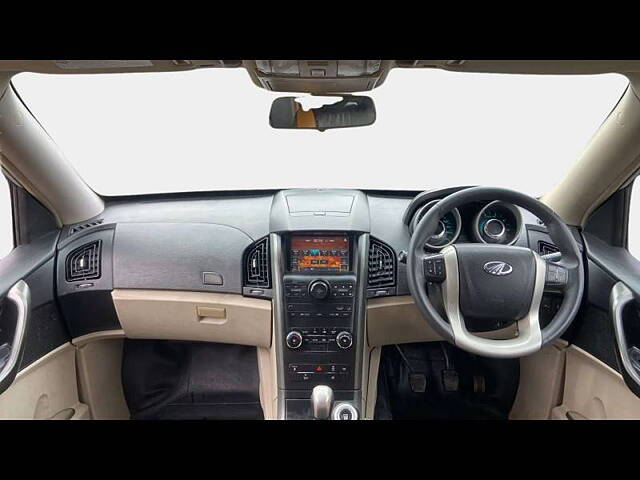 Used Mahindra XUV500 W9 [2018-2020] in Surat