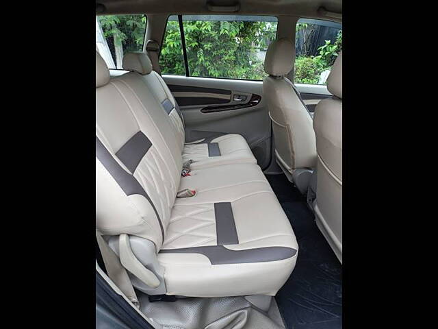 Used Toyota Innova [2013-2014] 2.5 VX 8 STR BS-III in Mumbai