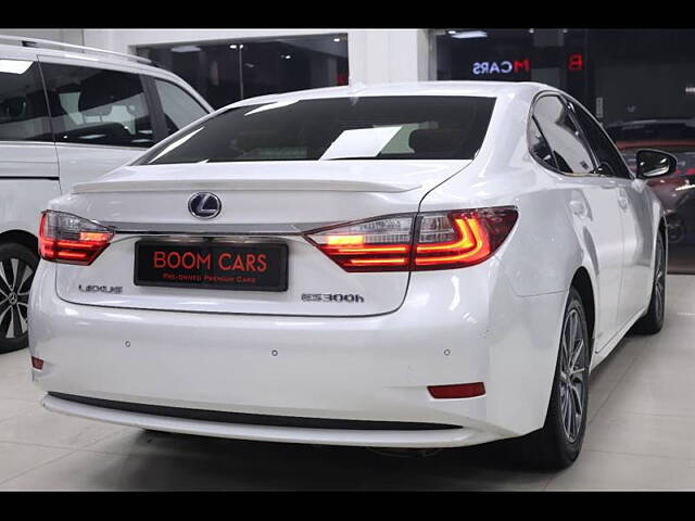 Used Lexus ES [2017-2018] 300h in Chennai