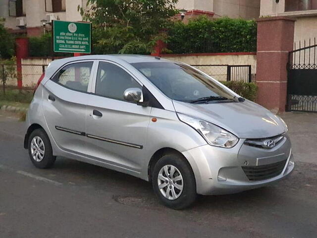 Used 2013 Hyundai Eon in Meerut