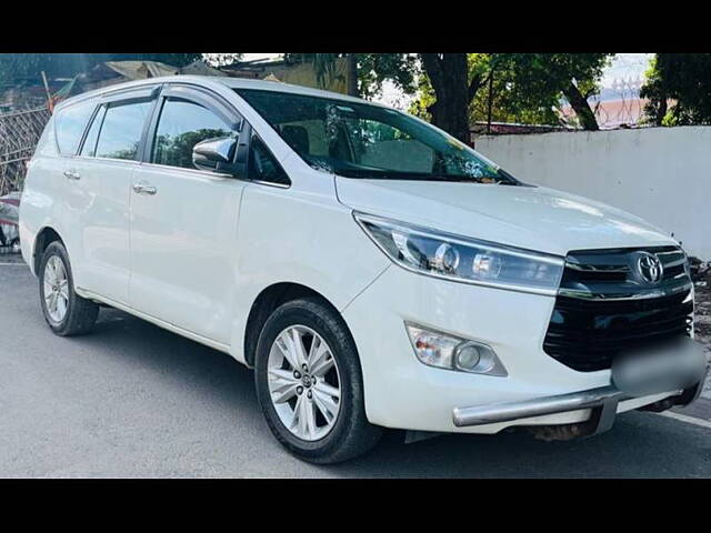 Used 2016 Toyota Innova Crysta in Kanpur