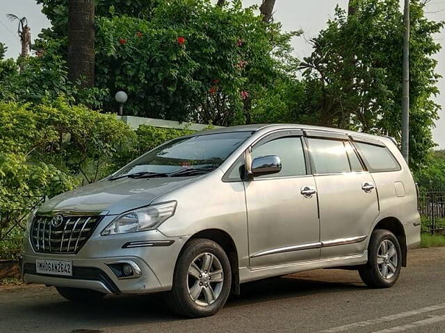 Used Toyota Innova [2005-2009] 2.5 V 8 STR in Mumbai