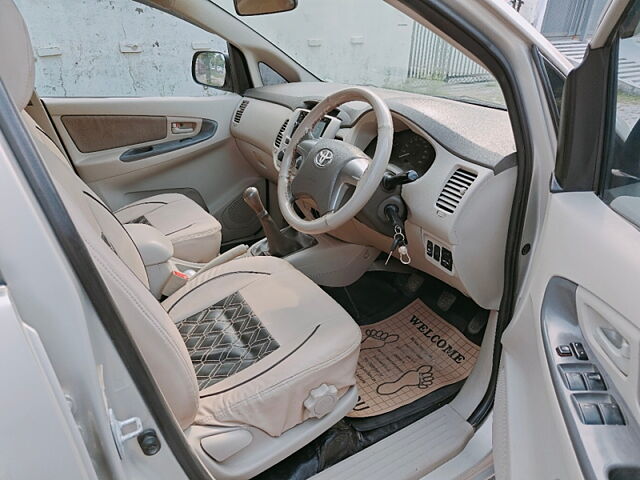 Used Toyota Innova [2013-2014] 2.5 G 7 STR BS-IV in Lucknow