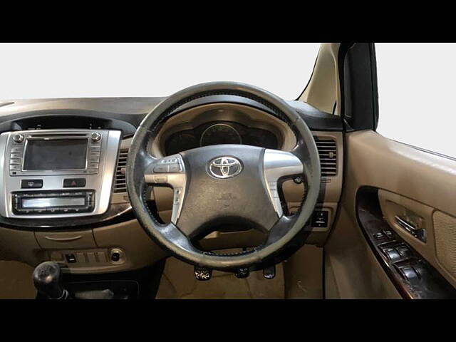 Used Toyota Innova [2013-2014] 2.5 VX 8 STR BS-III in Chandigarh