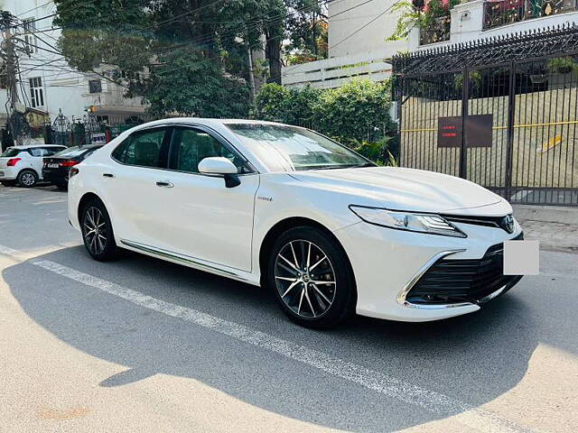 Used Toyota Camry Hybrid in Delhi