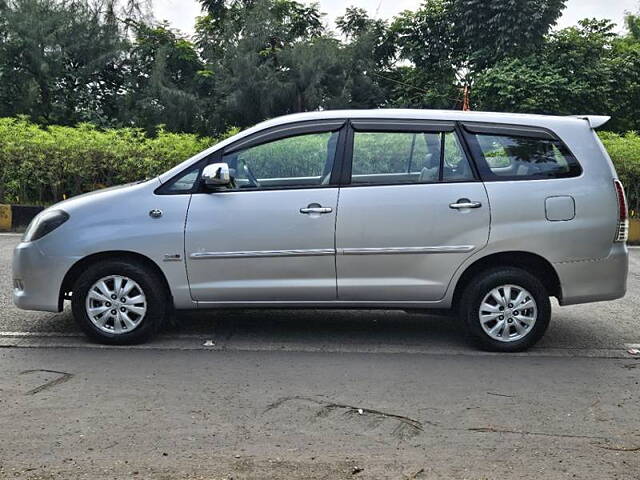 Used Toyota Innova [2009-2012] 2.5 GX 8 STR BS-IV in Mumbai