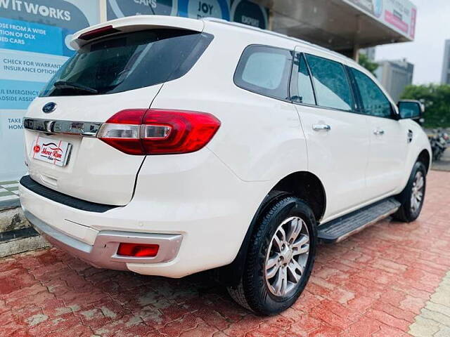 Used Ford Endeavour [2016-2019] Titanium 2.2 4x2 AT [2016-2018] in Ahmedabad