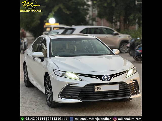 Used Toyota Camry Hybrid in Jalandhar