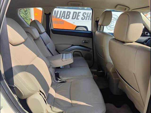 Used Mitsubishi Outlander [2007-2015] 2.4 MIVEC 7 STR in Mohali