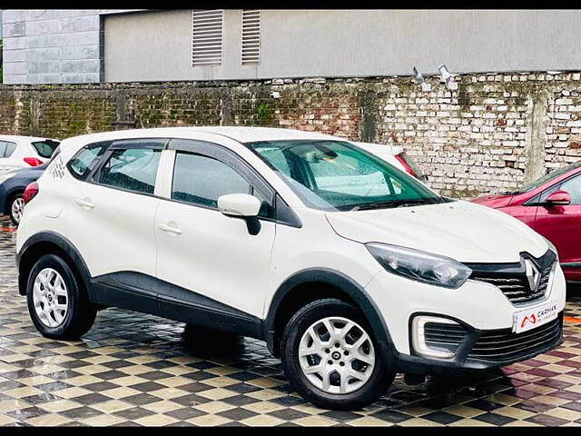 Used 2020 Renault Captur in Surat