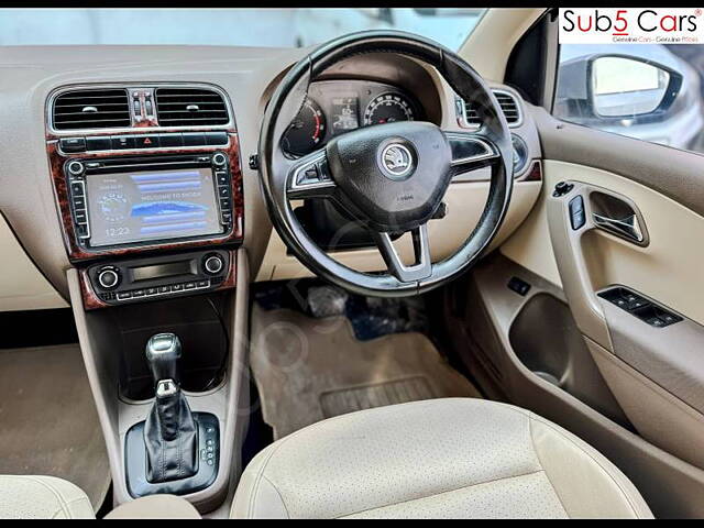 Used Skoda Rapid [2015-2016] 1.6 MPI Style Plus AT in Hyderabad