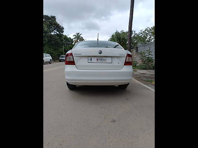 Used Skoda Rapid Style 1.6 MPI AT in Bangalore