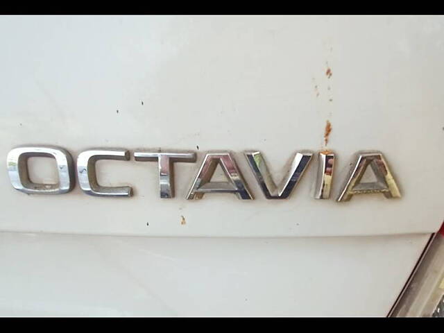 Used Skoda Octavia [2013-2015] Ambition 2.0 TDI AT in Kanpur