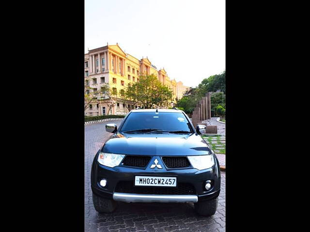 Used Mitsubishi Pajero Sport 2.5 MT in Mumbai