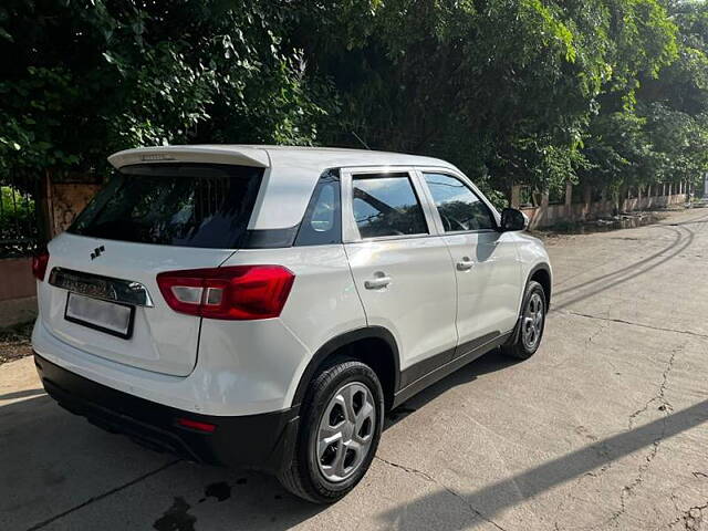 Used Maruti Suzuki Brezza LXi in Delhi