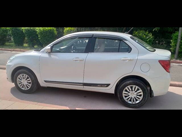 Used Maruti Suzuki Dzire [2017-2020] VDi AMT in Delhi