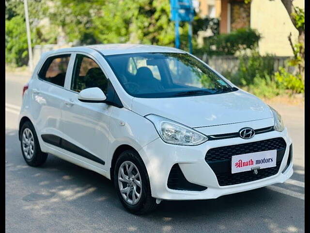 Used Hyundai Grand i10 [2013-2017] Magna 1.2 Kappa VTVT [2013-2016] in Ahmedabad