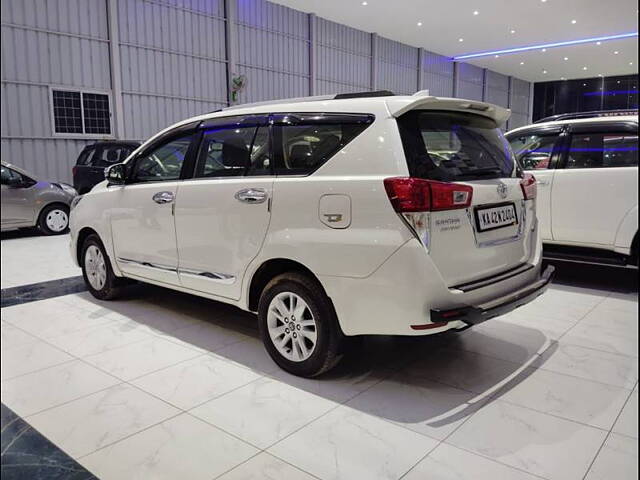 Used Toyota Innova Crysta [2016-2020] 2.4 V Diesel in Bangalore