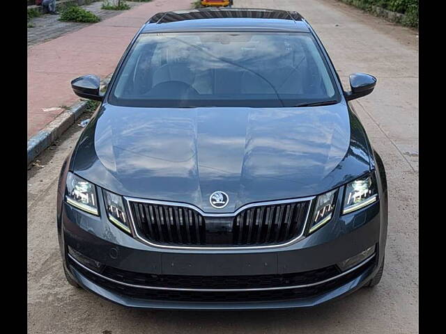 Used 2019 Skoda Octavia in Pune