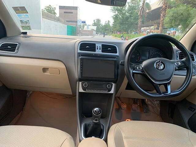 Used Volkswagen Vento [2014-2015] Highline Petrol in Delhi