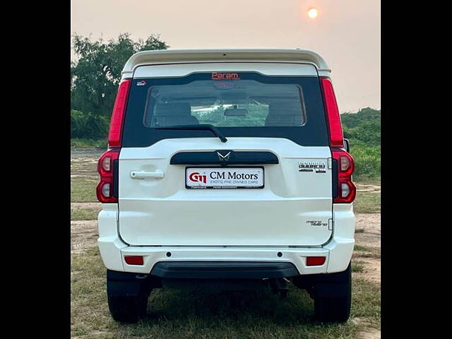 Used Mahindra Scorpio S11 MT 7S CC in Ahmedabad