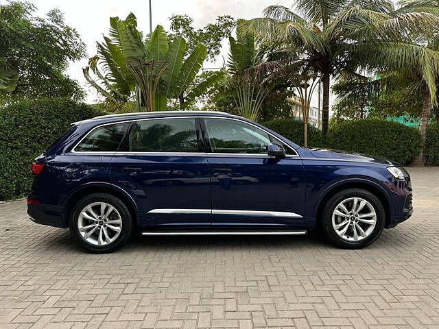 Used Audi Q7 Premium Plus 55 TFSI in Surat