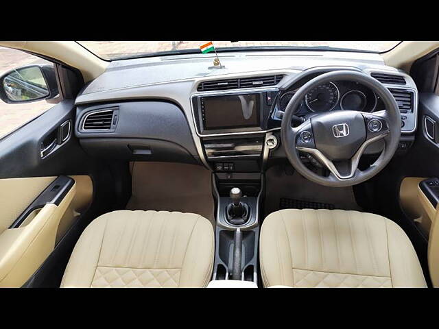 Used Honda City 4th Generation V Petrol [2017-2019] in Bangalore