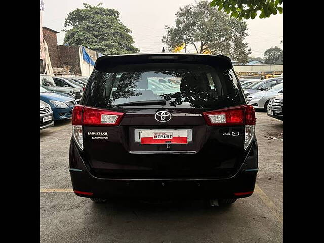 Used Toyota Innova Crysta [2016-2020] 2.4 G 8 STR [2016-2017] in Mumbai