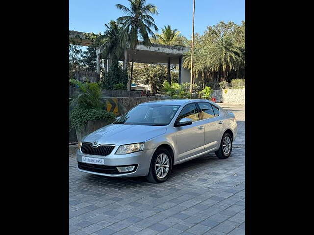 Used Skoda Octavia [2015-2017] 2.0 TDI CR Ambition Plus in Mumbai