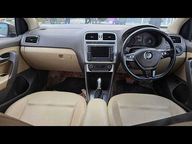 Used Volkswagen Vento [2015-2019] Highline Plus 1.2 (P) AT 16 Alloy in Pune