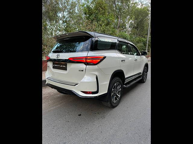 Used Toyota Fortuner Legender 2.8 4X4 AT in Delhi