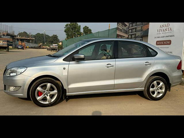 Used Skoda Rapid [2014-2015] 1.6 MPI Ambition with Alloy Wheels in Dehradun