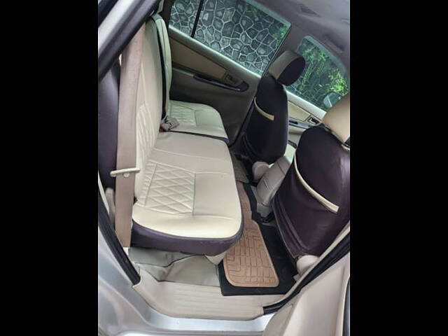 Used Toyota Innova [2013-2014] 2.5 GX 8 STR BS-III in Mumbai