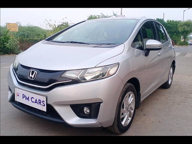 Used Honda Jazz [2015-2018] V AT Petrol in Ahmedabad