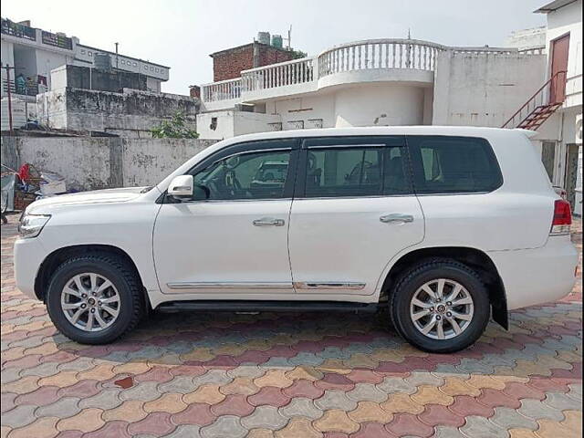 Used 2020 Toyota Land Cruiser in Delhi