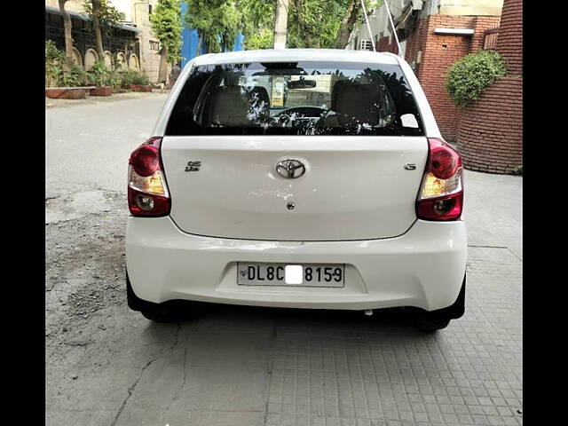 Used Toyota Etios Liva GX in Delhi